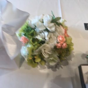 Meet your Posher, Ivory